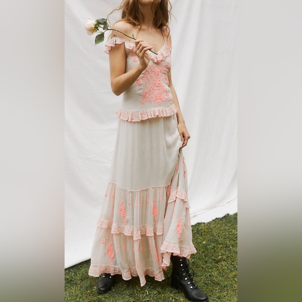NWT Ivory and Pink Ruffle Maxi Dress
